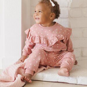 NWT - Quincy Mae hearts sweat set ORGANIC